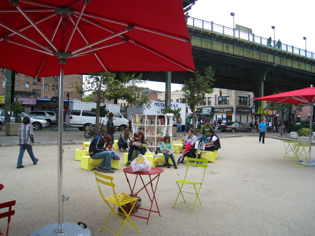 Uni reading room, Corona, Queens, Oct 9, 2012