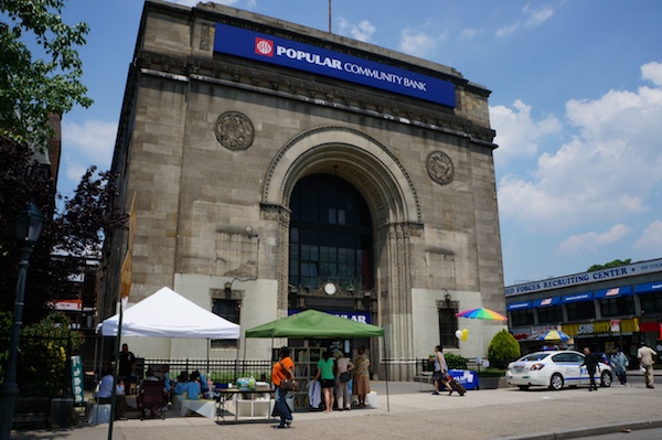 Uni Crown Heights