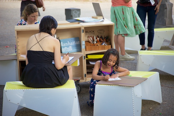 Draw at the Uni, Sunday, Brooklyn Bridge Park