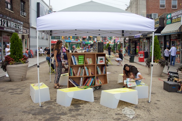 Uni reading room at Diversity Plaza, Queens, July 18, 2015