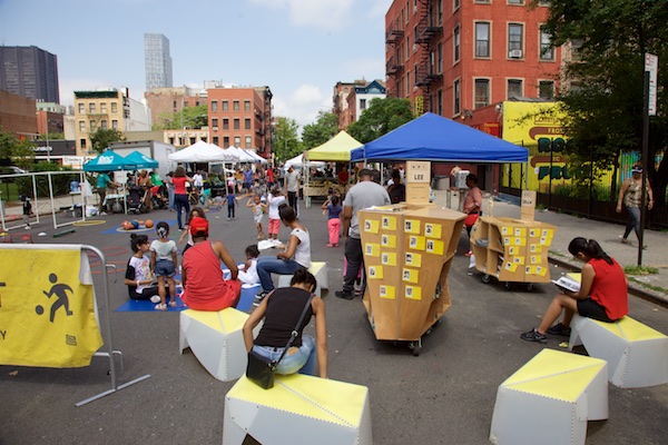 Uni at East Harlem farmers market play street