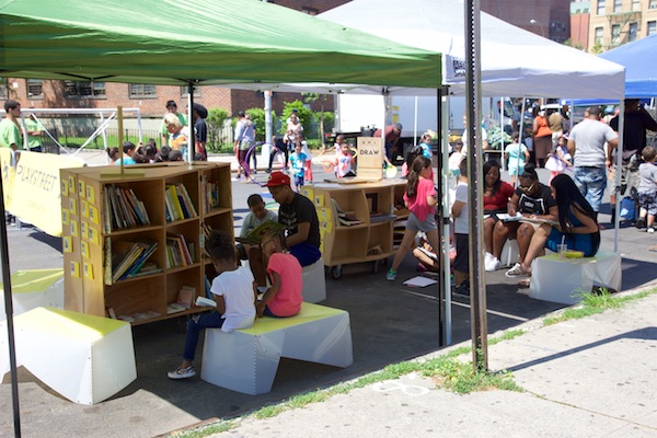 Uni at East Harlem farmers market play street