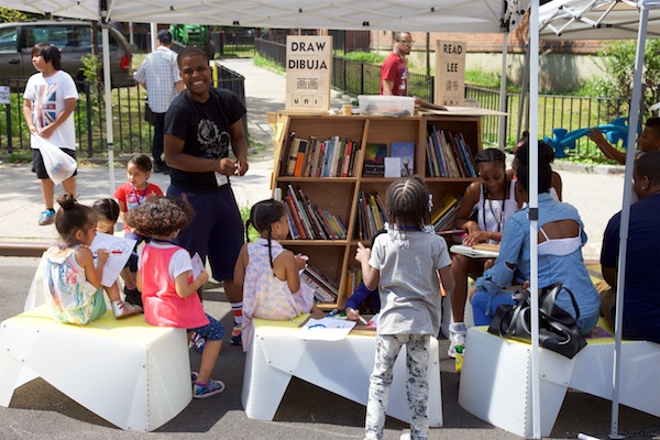 Uni reaching kids and families at East Harlem farmers’ market and play street