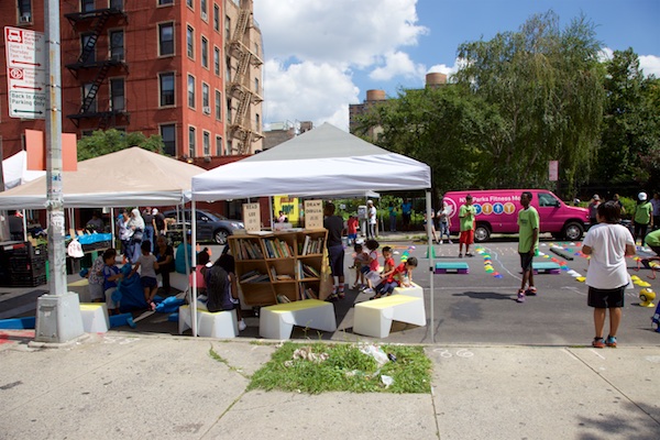 Uni at East Harlem farmers market play street