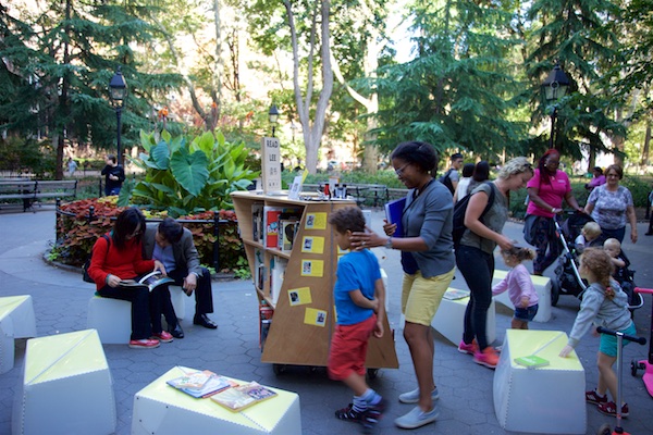 Uni reading room in Washington Square Park