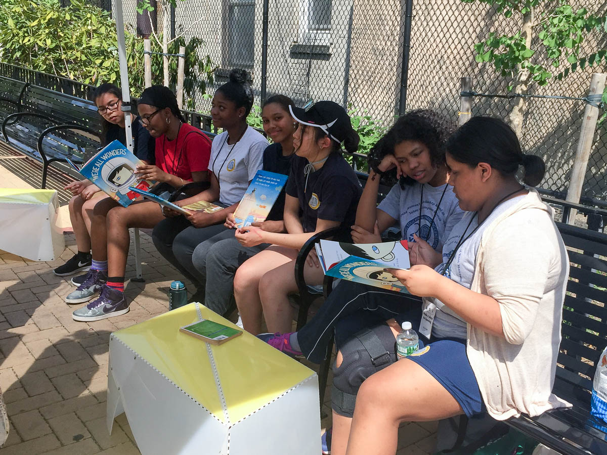 Uni Portable reading room at White Park East Harlem 2017