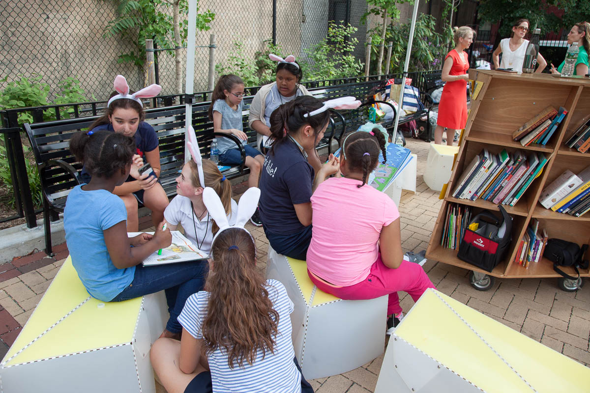 Uni Portable reading room at White Park East Harlem 2017