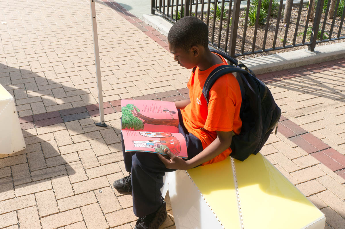 Uni Portable reading room at White Park East Harlem 2017