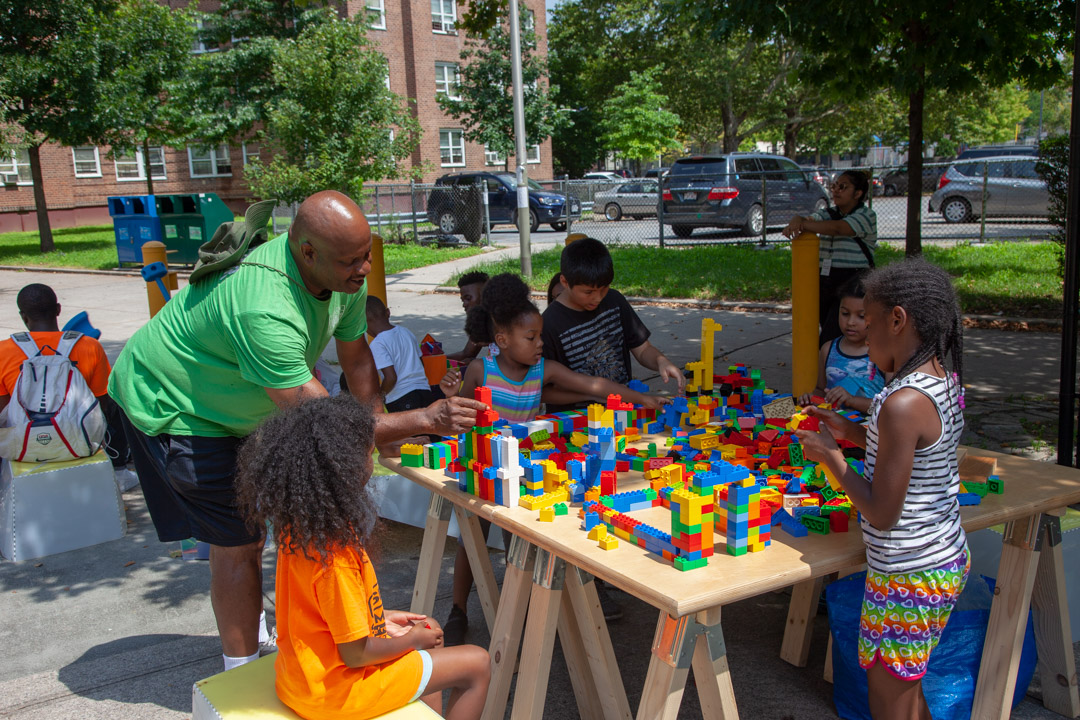 10_2018-08-08-133107_foresthouses_nycha_1080px