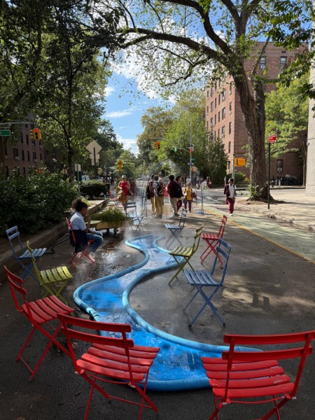 2025-09-26-143759_34ave_93st-94st