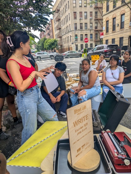 2025-07-19-124701_evelynpl_aqueductavee-grandave